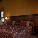 Casa Chuldian Hotel