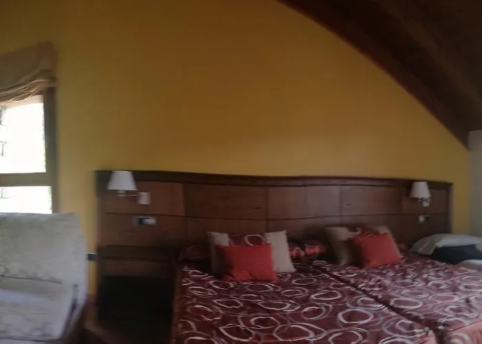 Hotell Casa Chuldian Sahun