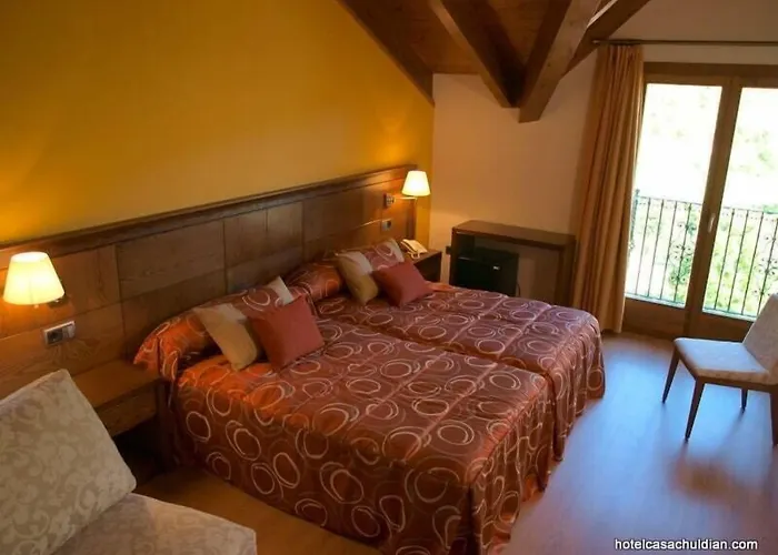 Casa Chuldian Sahun